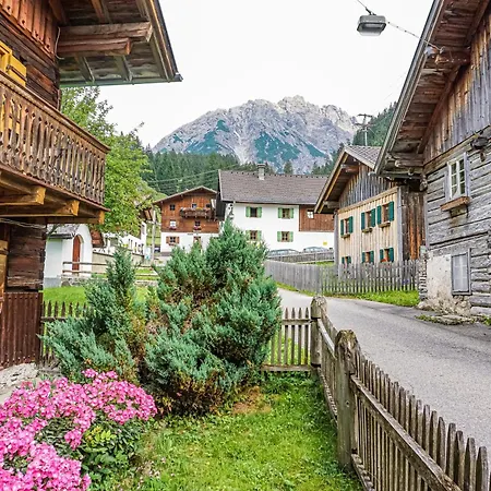 Stern Im Bergparadies Lechtal Boden